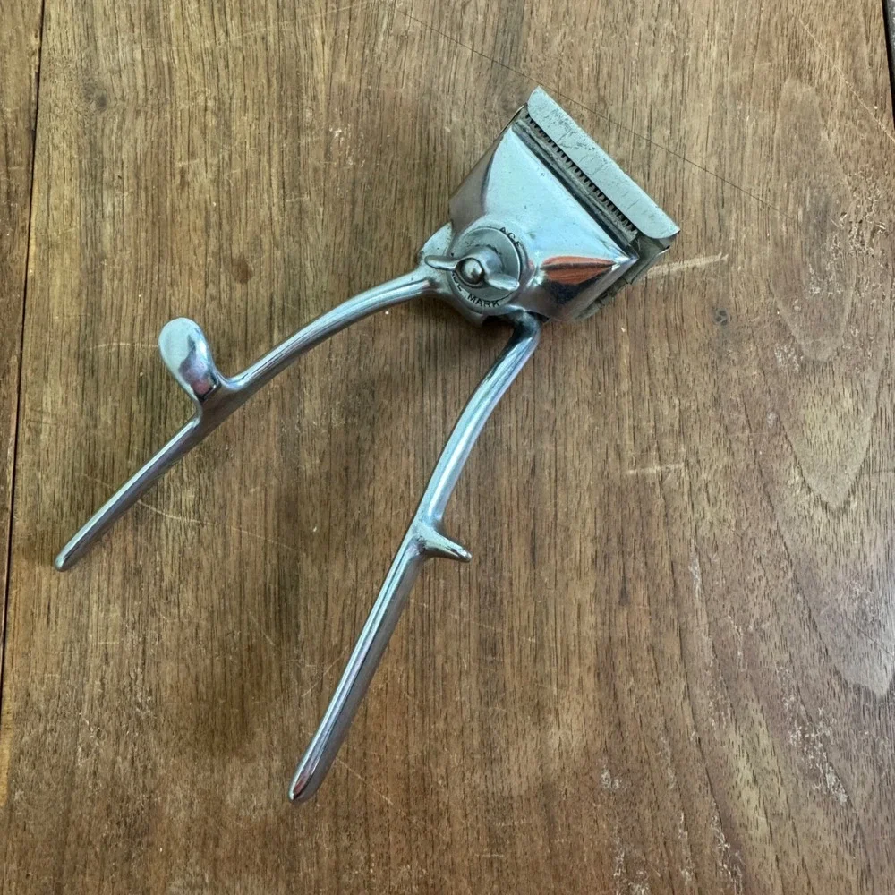 Vintage Ace Allover Manufacturing‎ Company Metal Manual Hair Clippers WORK